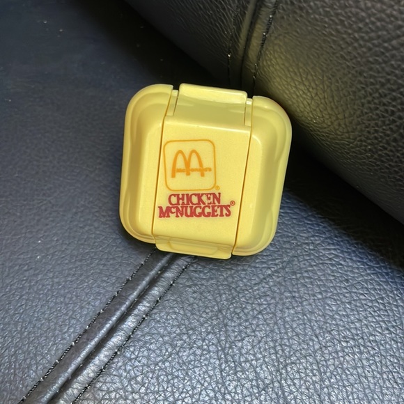 McDonald’s Chicken McNuggets Changeable Happy Meal Toy - Picture 1 of 6